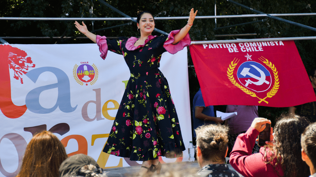 partido comunista celebró su Fiesta de los Abrazos con debate político y cultura en el EcoParque Corcolén